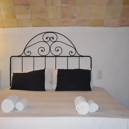 Konukevi L'ancora De Bara 3*